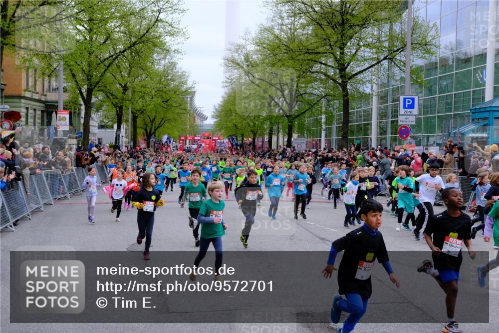 25.04.2026 - Das Zehntel Tim E. http://msf.ph/oto/9572701 25.04.2026 10:33:30 Ziel  meine-sportfotos.de