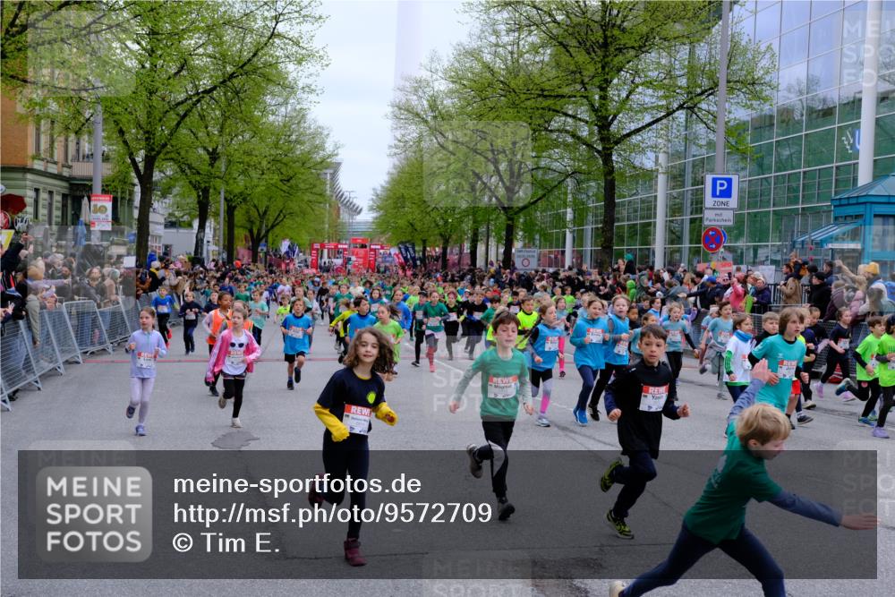 25.04.2026 - Das Zehntel Tim E. http://msf.ph/oto/9572709 25.04.2026 10:33:31 Ziel  meine-sportfotos.de