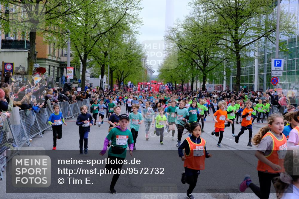 25.04.2026 - Das Zehntel Tim E. http://msf.ph/oto/9572732 25.04.2026 10:33:35 Ziel  meine-sportfotos.de