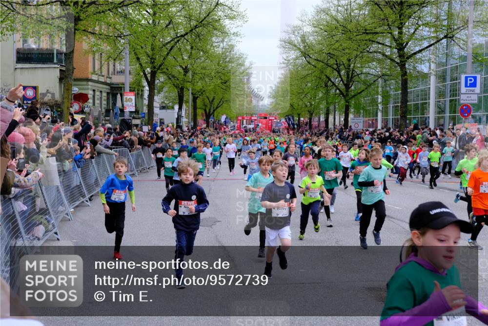 25.04.2026 - Das Zehntel Tim E. http://msf.ph/oto/9572739 25.04.2026 10:33:36 Ziel  meine-sportfotos.de