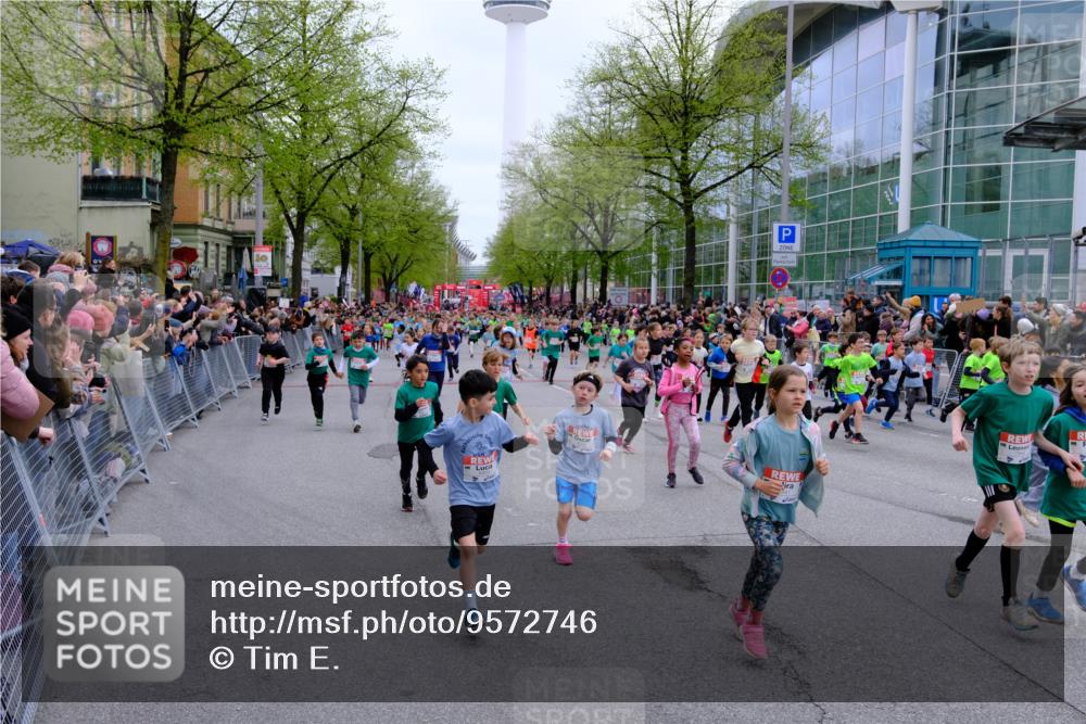 25.04.2026 - Das Zehntel Tim E. http://msf.ph/oto/9572746 25.04.2026 10:33:39 Ziel  meine-sportfotos.de