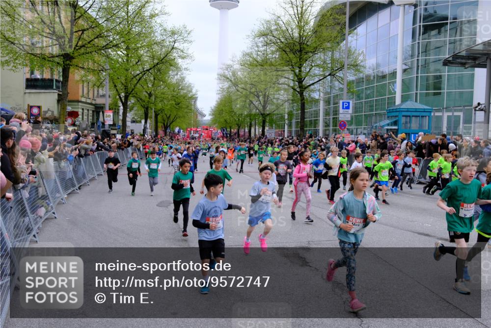 25.04.2026 - Das Zehntel Tim E. http://msf.ph/oto/9572747 25.04.2026 10:33:39 Ziel  meine-sportfotos.de