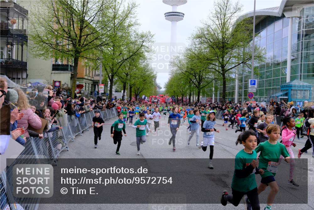 25.04.2026 - Das Zehntel Tim E. http://msf.ph/oto/9572754 25.04.2026 10:33:40 Ziel  meine-sportfotos.de