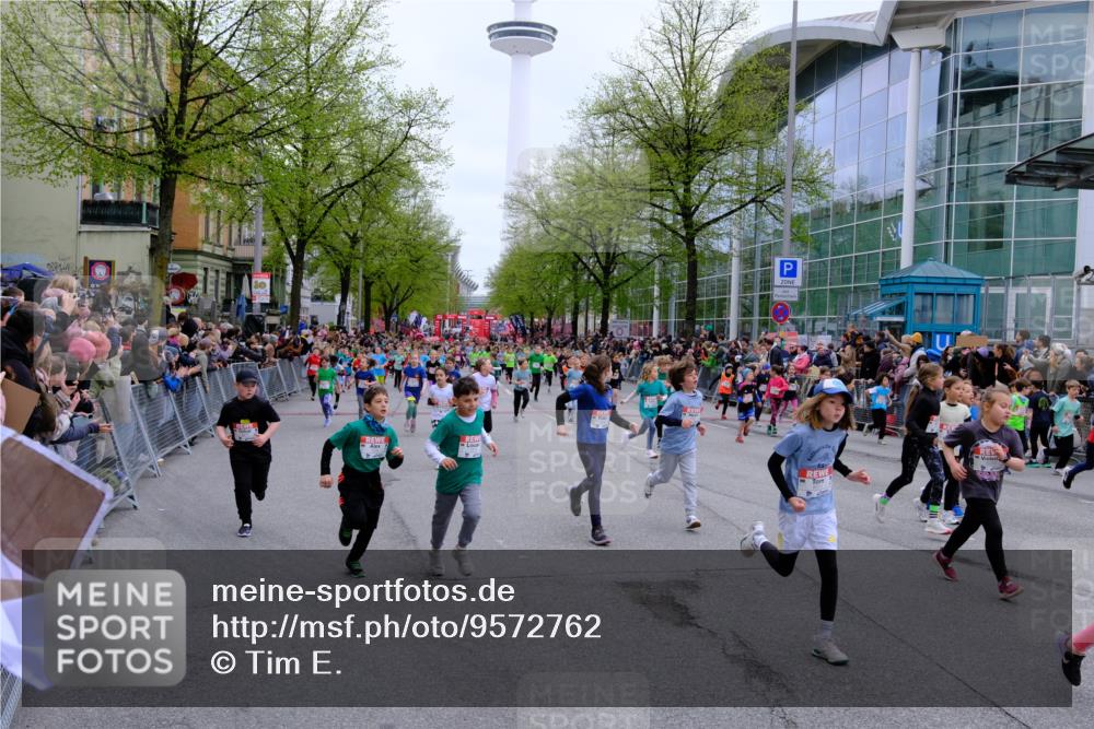 25.04.2026 - Das Zehntel Tim E. http://msf.ph/oto/9572762 25.04.2026 10:33:41 Ziel  meine-sportfotos.de