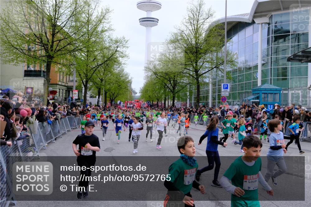 25.04.2026 - Das Zehntel Tim E. http://msf.ph/oto/9572765 25.04.2026 10:33:42 Ziel  meine-sportfotos.de