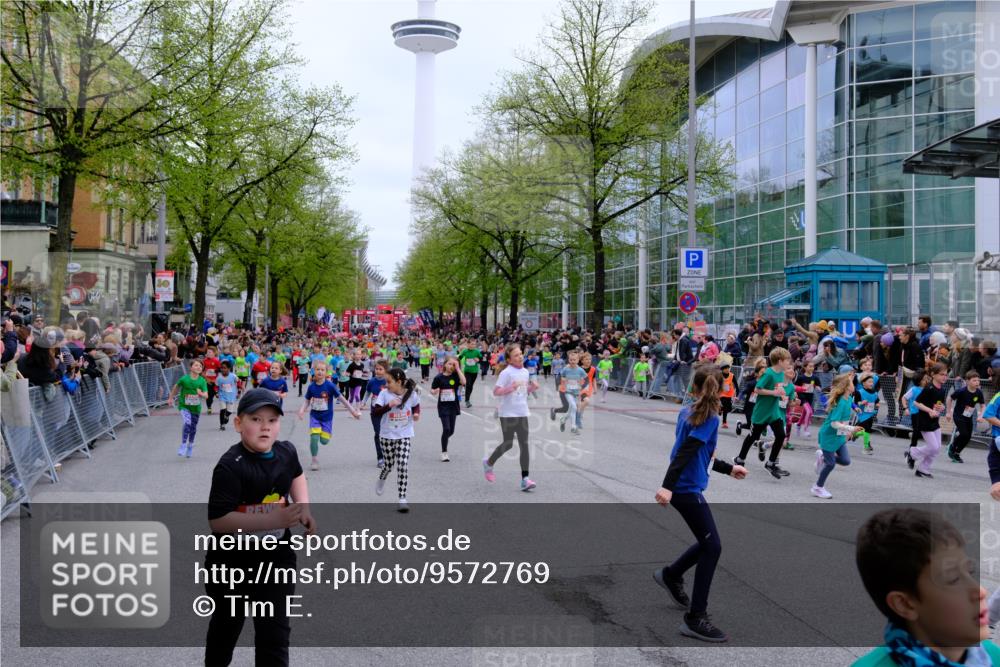 25.04.2026 - Das Zehntel Tim E. http://msf.ph/oto/9572769 25.04.2026 10:33:42 Ziel  meine-sportfotos.de