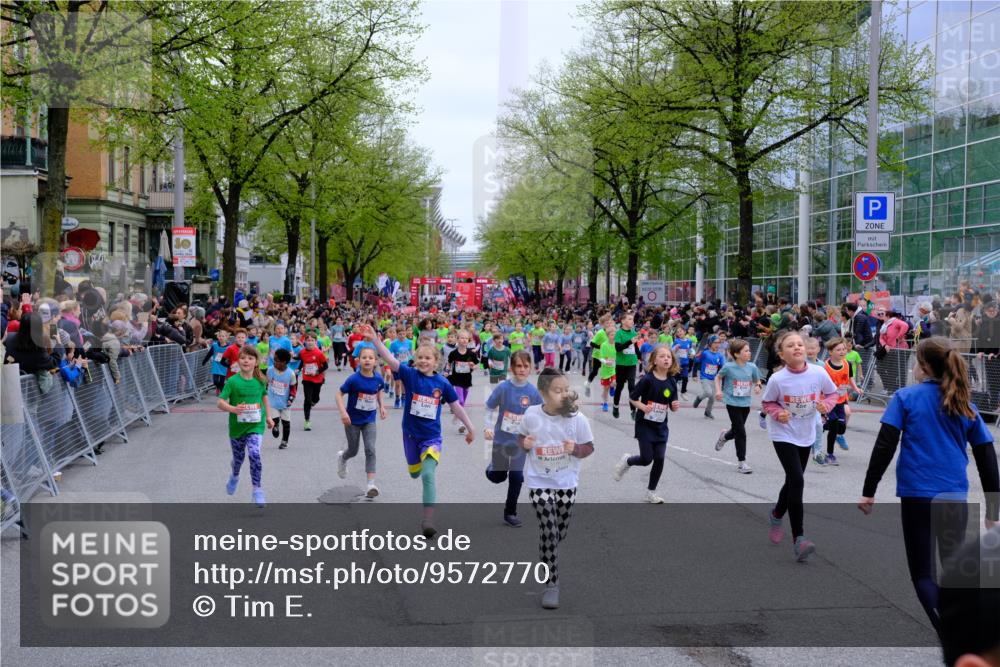25.04.2026 - Das Zehntel Tim E. http://msf.ph/oto/9572770 25.04.2026 10:33:43 Ziel  meine-sportfotos.de