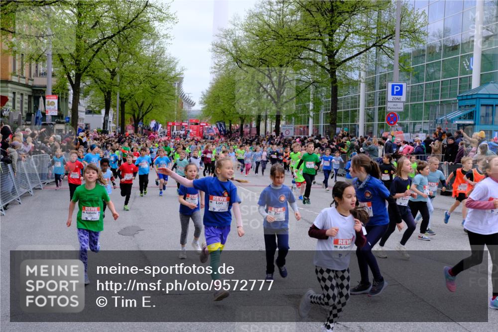 25.04.2026 - Das Zehntel Tim E. http://msf.ph/oto/9572777 25.04.2026 10:33:44 Ziel  meine-sportfotos.de
