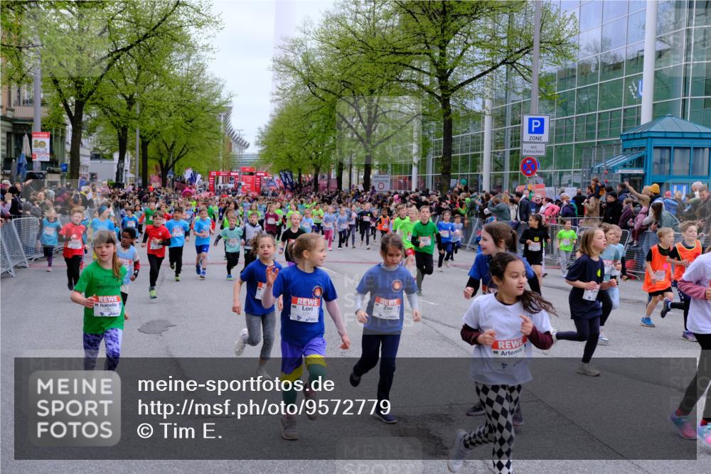 25.04.2026 - Das Zehntel Tim E. http://msf.ph/oto/9572779 25.04.2026 10:33:44 Ziel  meine-sportfotos.de