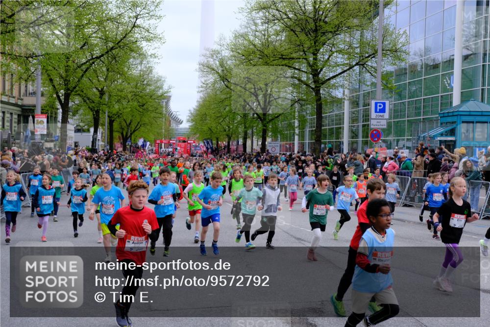 25.04.2026 - Das Zehntel Tim E. http://msf.ph/oto/9572792 25.04.2026 10:33:47 Ziel  meine-sportfotos.de