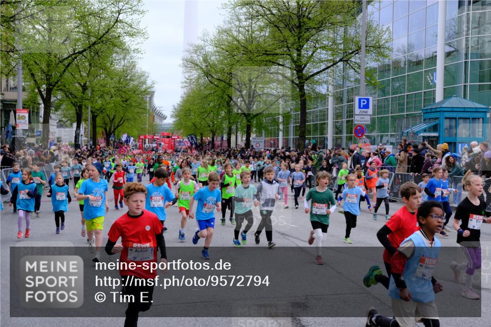 25.04.2026 - Das Zehntel Tim E. http://msf.ph/oto/9572794 25.04.2026 10:33:47 Ziel  meine-sportfotos.de