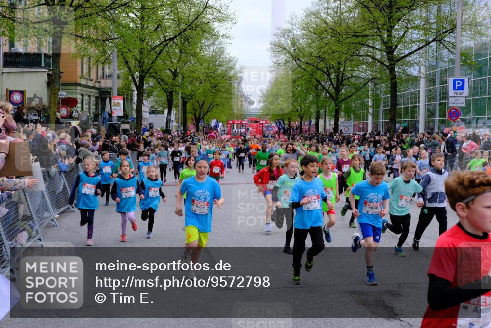 25.04.2026 - Das Zehntel Tim E. http://msf.ph/oto/9572798 25.04.2026 10:33:48 Ziel  meine-sportfotos.de