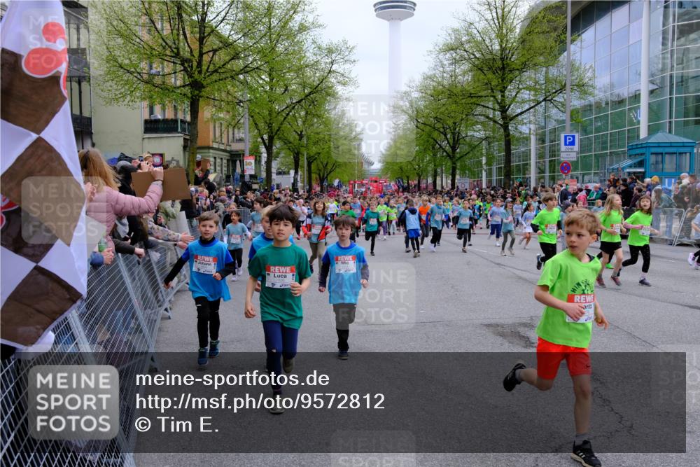 25.04.2026 - Das Zehntel Tim E. http://msf.ph/oto/9572812 25.04.2026 10:33:53 Ziel  meine-sportfotos.de
