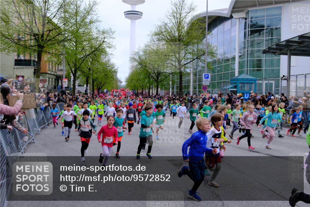 25.04.2026 - Das Zehntel Tim E. http://msf.ph/oto/9572852 25.04.2026 10:33:59 Ziel  meine-sportfotos.de