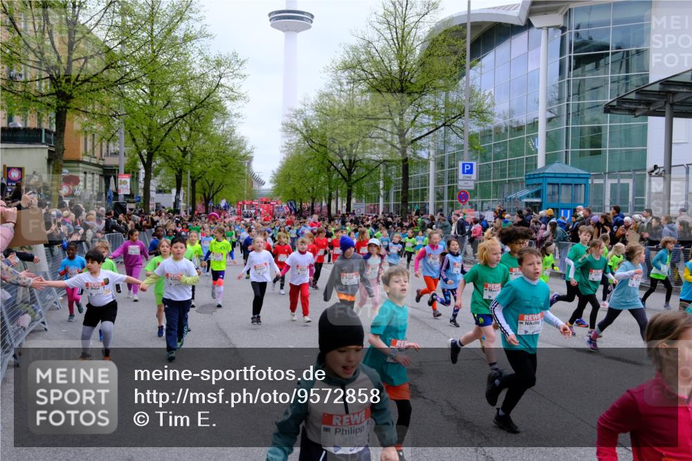 25.04.2026 - Das Zehntel Tim E. http://msf.ph/oto/9572858 25.04.2026 10:34:00 Ziel  meine-sportfotos.de