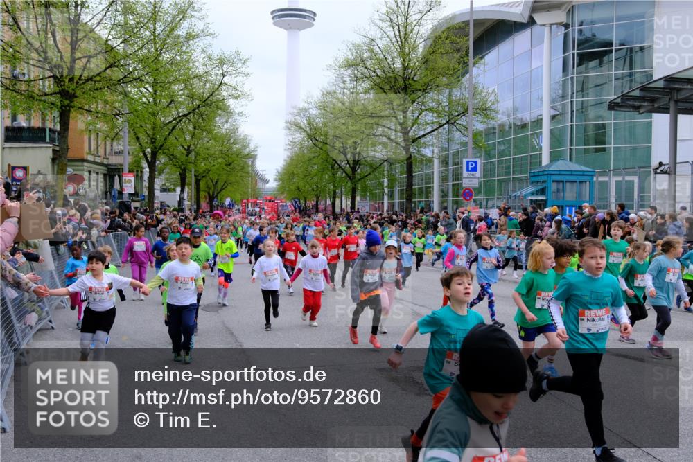 25.04.2026 - Das Zehntel Tim E. http://msf.ph/oto/9572860 25.04.2026 10:34:01 Ziel  meine-sportfotos.de