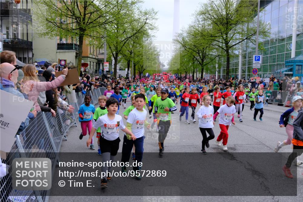 25.04.2026 - Das Zehntel Tim E. http://msf.ph/oto/9572869 25.04.2026 10:34:02 Ziel  meine-sportfotos.de