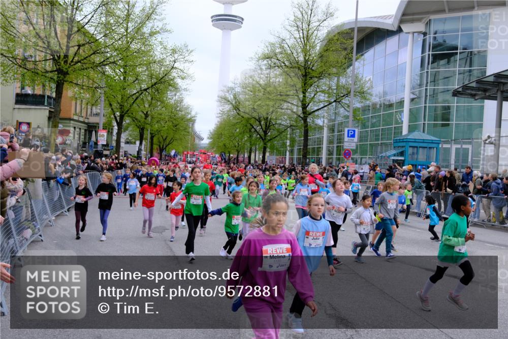 25.04.2026 - Das Zehntel Tim E. http://msf.ph/oto/9572881 25.04.2026 10:34:07 Ziel  meine-sportfotos.de