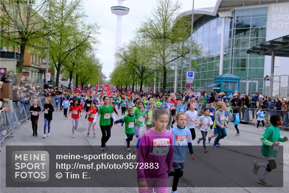 25.04.2026 - Das Zehntel Tim E. http://msf.ph/oto/9572883 25.04.2026 10:34:07 Ziel  meine-sportfotos.de
