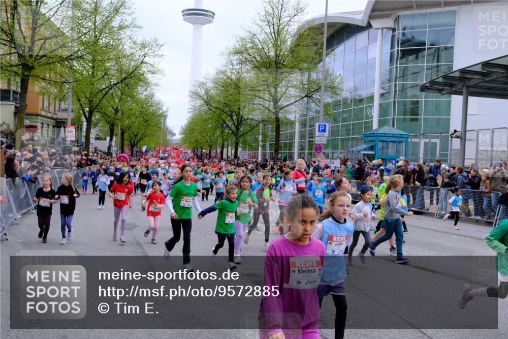 25.04.2026 - Das Zehntel Tim E. http://msf.ph/oto/9572885 25.04.2026 10:34:07 Ziel  meine-sportfotos.de