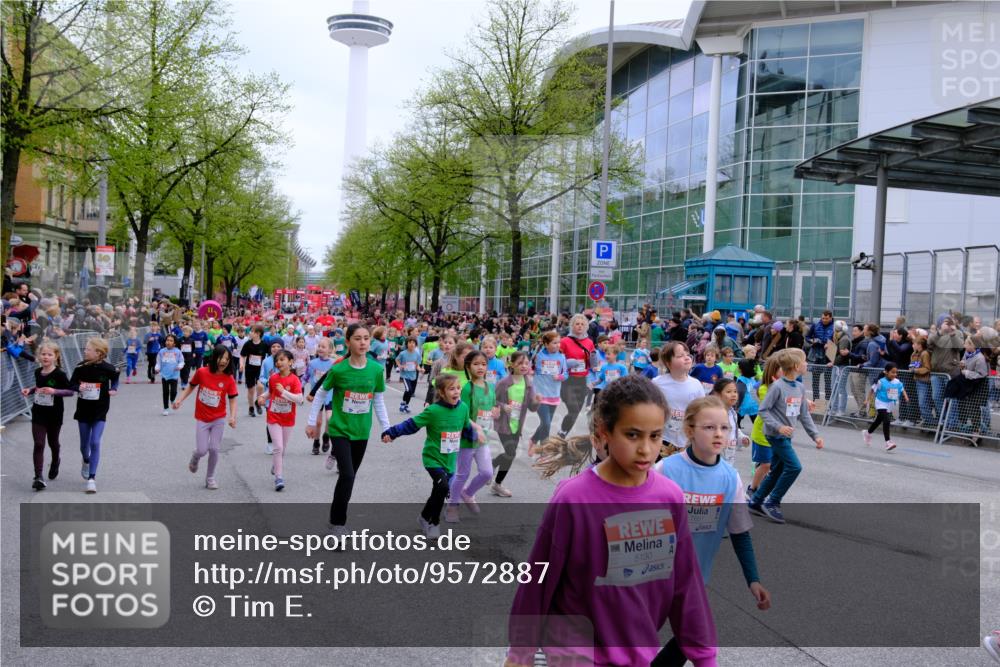 25.04.2026 - Das Zehntel Tim E. http://msf.ph/oto/9572887 25.04.2026 10:34:07 Ziel  meine-sportfotos.de