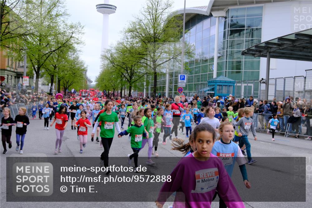 25.04.2026 - Das Zehntel Tim E. http://msf.ph/oto/9572888 25.04.2026 10:34:08 Ziel  meine-sportfotos.de