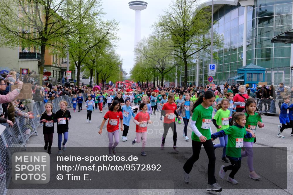25.04.2026 - Das Zehntel Tim E. http://msf.ph/oto/9572892 25.04.2026 10:34:08 Ziel  meine-sportfotos.de