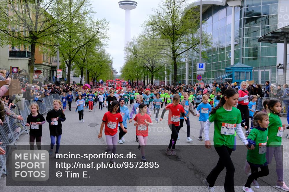 25.04.2026 - Das Zehntel Tim E. http://msf.ph/oto/9572895 25.04.2026 10:34:09 Ziel  meine-sportfotos.de