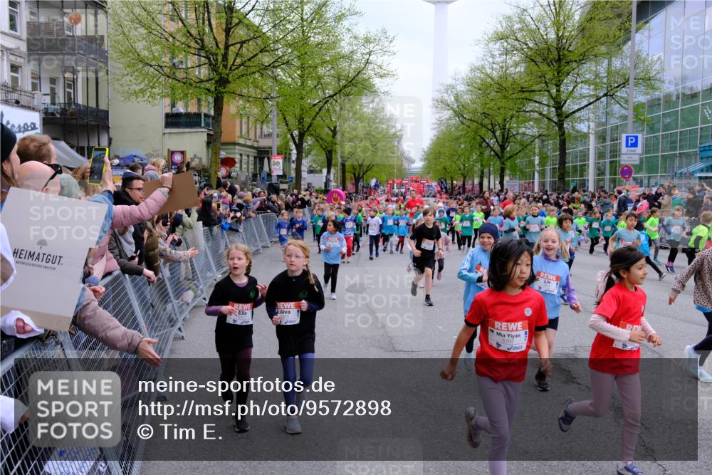 25.04.2026 - Das Zehntel Tim E. http://msf.ph/oto/9572898 25.04.2026 10:34:10 Ziel  meine-sportfotos.de