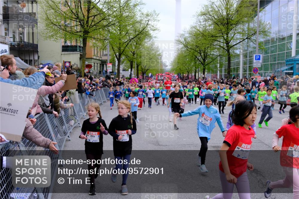 25.04.2026 - Das Zehntel Tim E. http://msf.ph/oto/9572901 25.04.2026 10:34:10 Ziel  meine-sportfotos.de