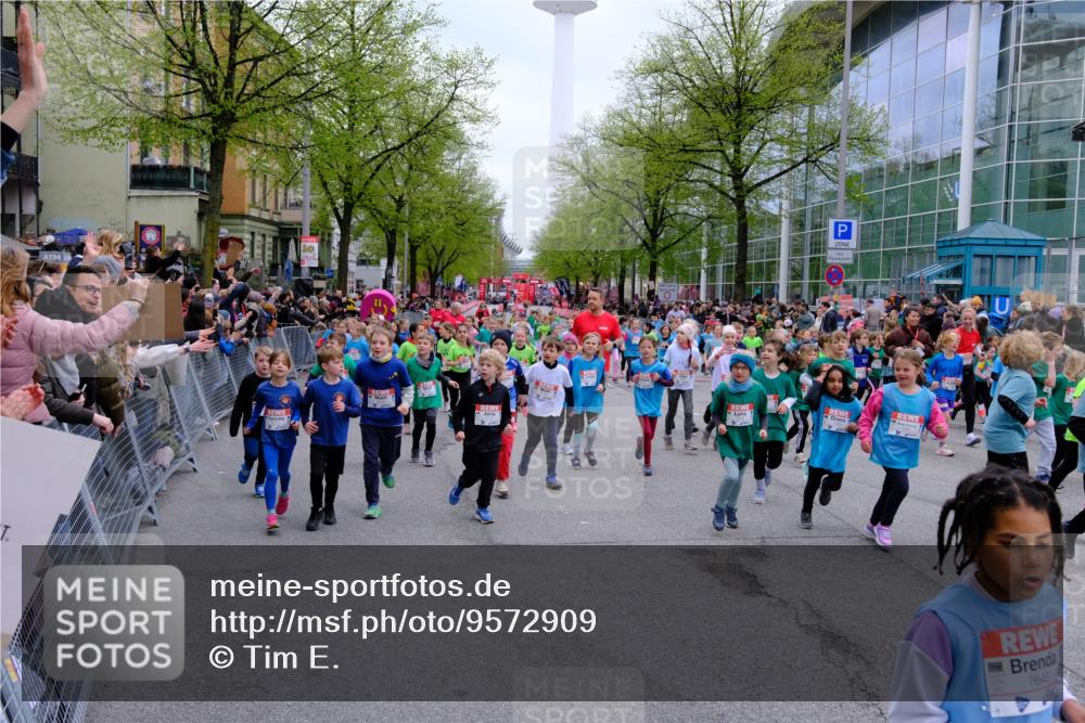 25.04.2026 - Das Zehntel Tim E. http://msf.ph/oto/9572909 25.04.2026 10:34:13 Ziel  meine-sportfotos.de