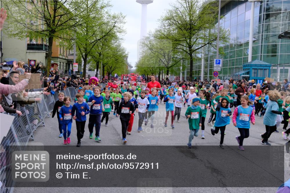 25.04.2026 - Das Zehntel Tim E. http://msf.ph/oto/9572911 25.04.2026 10:34:13 Ziel  meine-sportfotos.de
