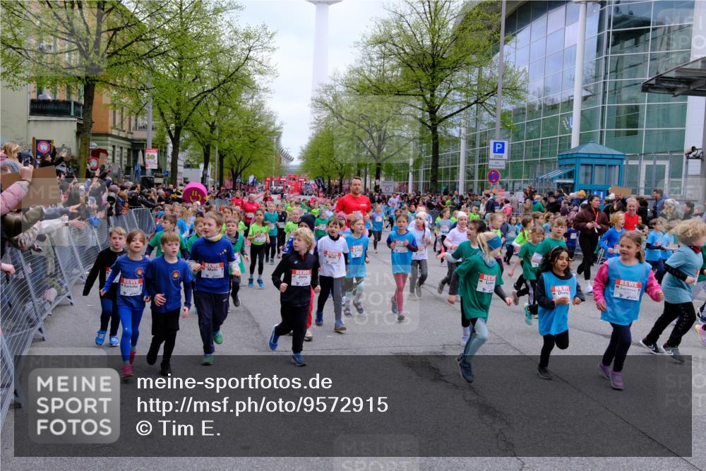 25.04.2026 - Das Zehntel Tim E. http://msf.ph/oto/9572915 25.04.2026 10:34:13 Ziel  meine-sportfotos.de