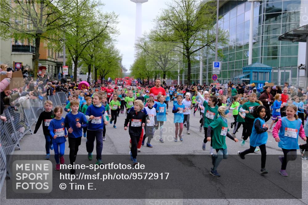 25.04.2026 - Das Zehntel Tim E. http://msf.ph/oto/9572917 25.04.2026 10:34:14 Ziel  meine-sportfotos.de