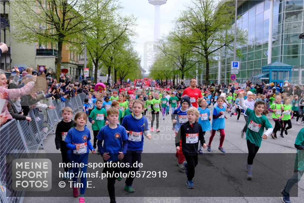25.04.2026 - Das Zehntel Tim E. http://msf.ph/oto/9572919 25.04.2026 10:34:14 Ziel  meine-sportfotos.de