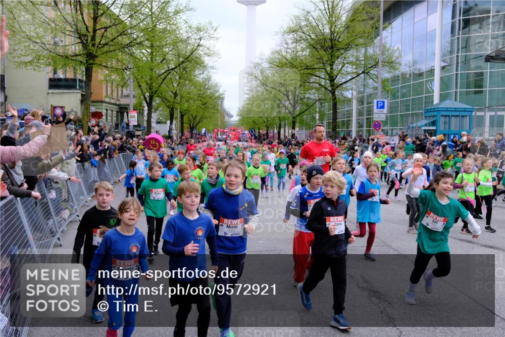 25.04.2026 - Das Zehntel Tim E. http://msf.ph/oto/9572921 25.04.2026 10:34:14 Ziel  meine-sportfotos.de