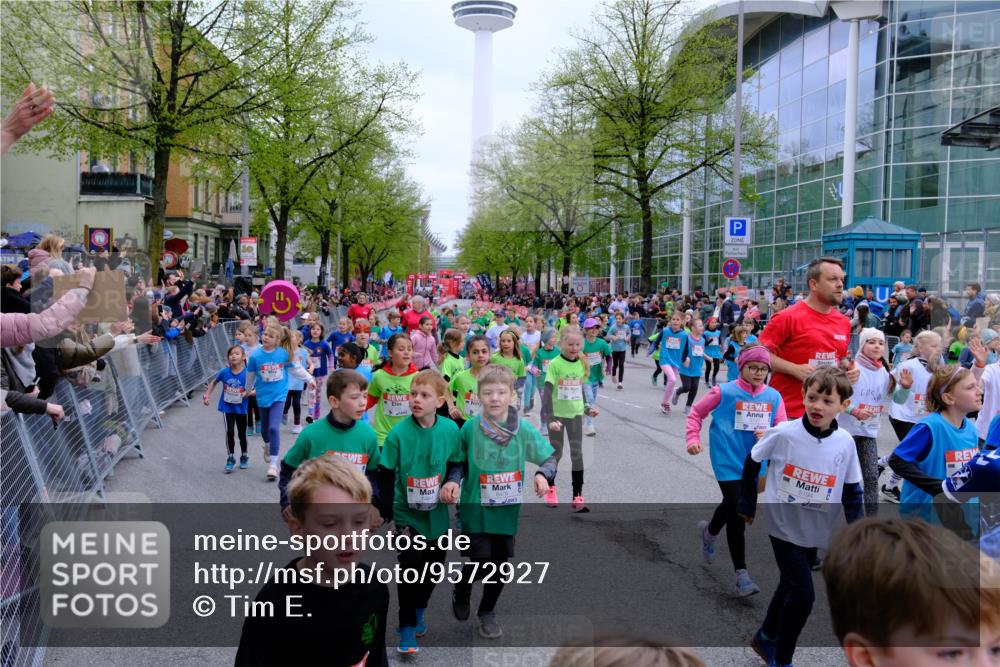25.04.2026 - Das Zehntel Tim E. http://msf.ph/oto/9572927 25.04.2026 10:34:16 Ziel  meine-sportfotos.de