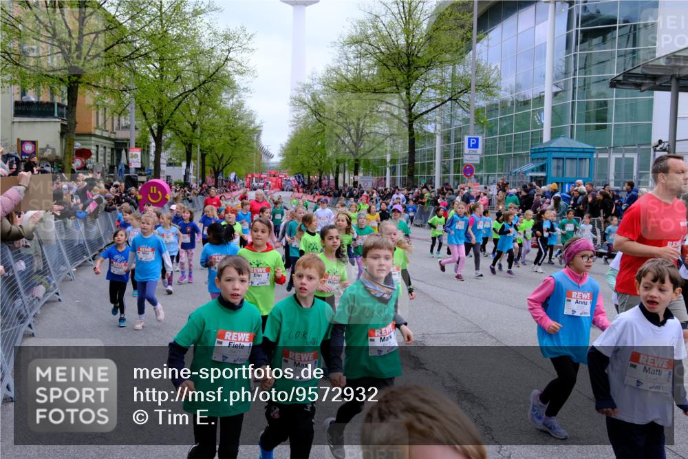 25.04.2026 - Das Zehntel Tim E. http://msf.ph/oto/9572932 25.04.2026 10:34:16 Ziel  meine-sportfotos.de