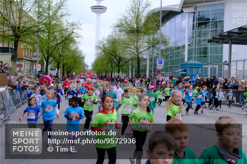 25.04.2026 - Das Zehntel Tim E. http://msf.ph/oto/9572936 25.04.2026 10:34:17 Ziel  meine-sportfotos.de