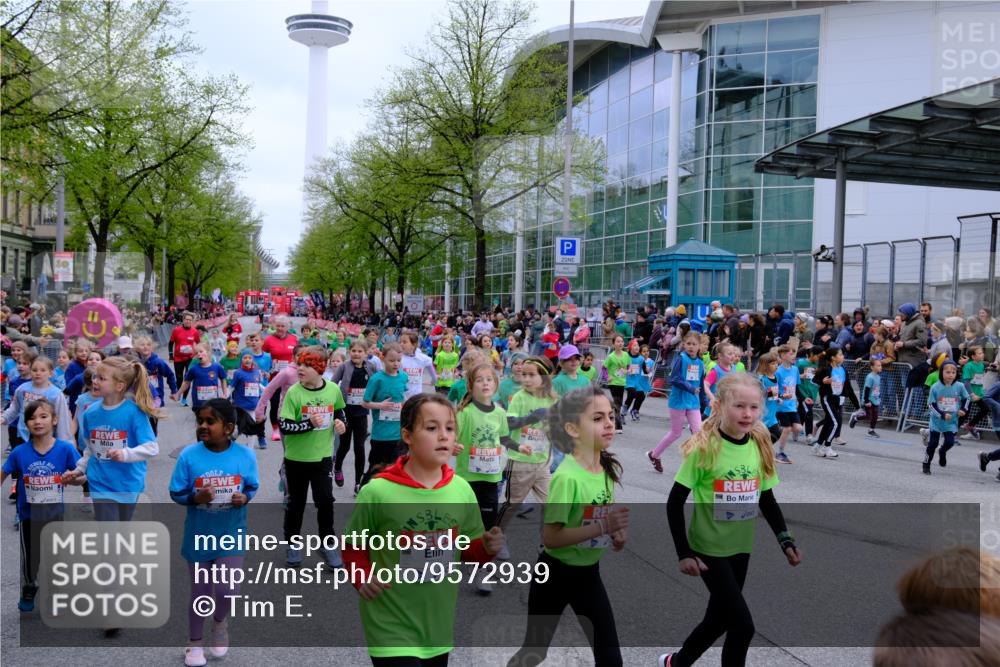 25.04.2026 - Das Zehntel Tim E. http://msf.ph/oto/9572939 25.04.2026 10:34:17 Ziel  meine-sportfotos.de