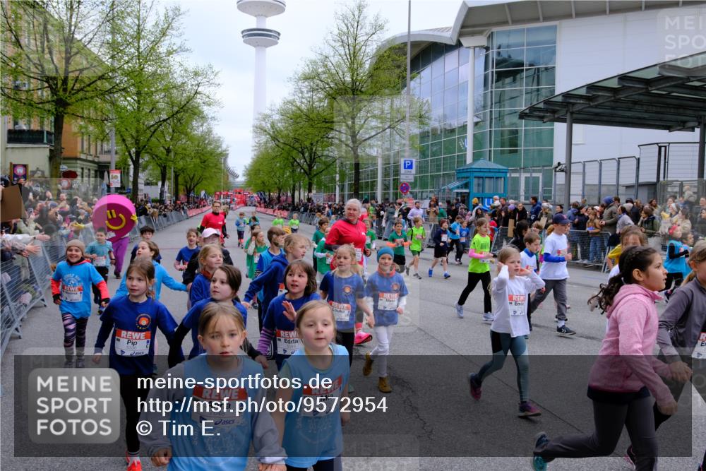 25.04.2026 - Das Zehntel Tim E. http://msf.ph/oto/9572954 25.04.2026 10:34:20 Ziel  meine-sportfotos.de