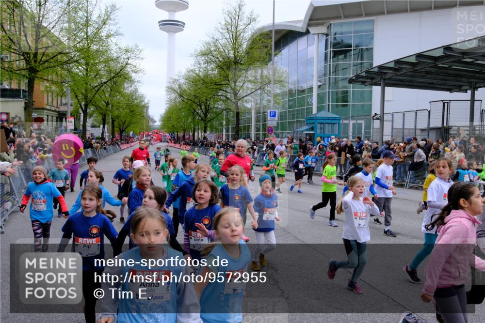 25.04.2026 - Das Zehntel Tim E. http://msf.ph/oto/9572955 25.04.2026 10:34:20 Ziel  meine-sportfotos.de