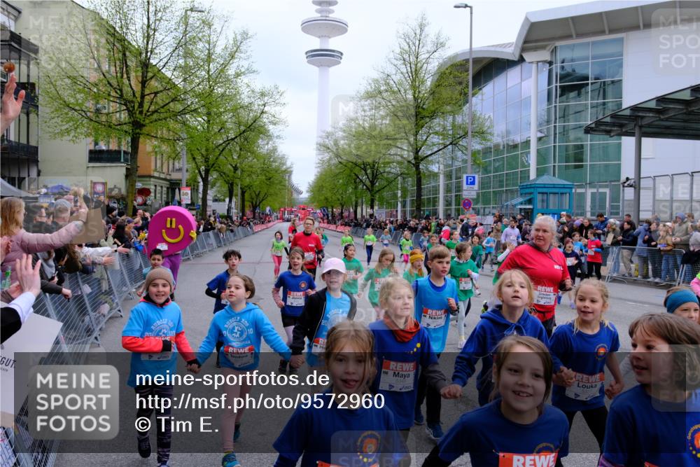 25.04.2026 - Das Zehntel Tim E. http://msf.ph/oto/9572960 25.04.2026 10:34:21 Ziel  meine-sportfotos.de
