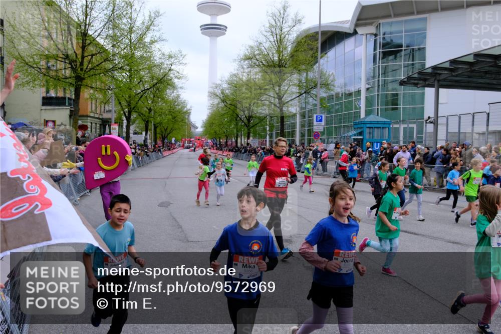 25.04.2026 - Das Zehntel Tim E. http://msf.ph/oto/9572969 25.04.2026 10:34:23 Ziel  meine-sportfotos.de