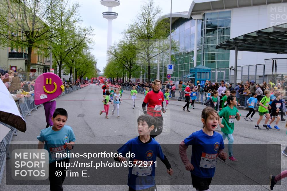 25.04.2026 - Das Zehntel Tim E. http://msf.ph/oto/9572971 25.04.2026 10:34:23 Ziel  meine-sportfotos.de