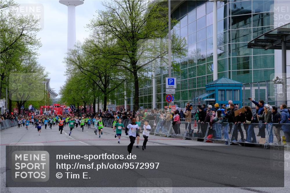 25.04.2026 - Das Zehntel Tim E. http://msf.ph/oto/9572997 25.04.2026 10:35:08 Ziel  meine-sportfotos.de