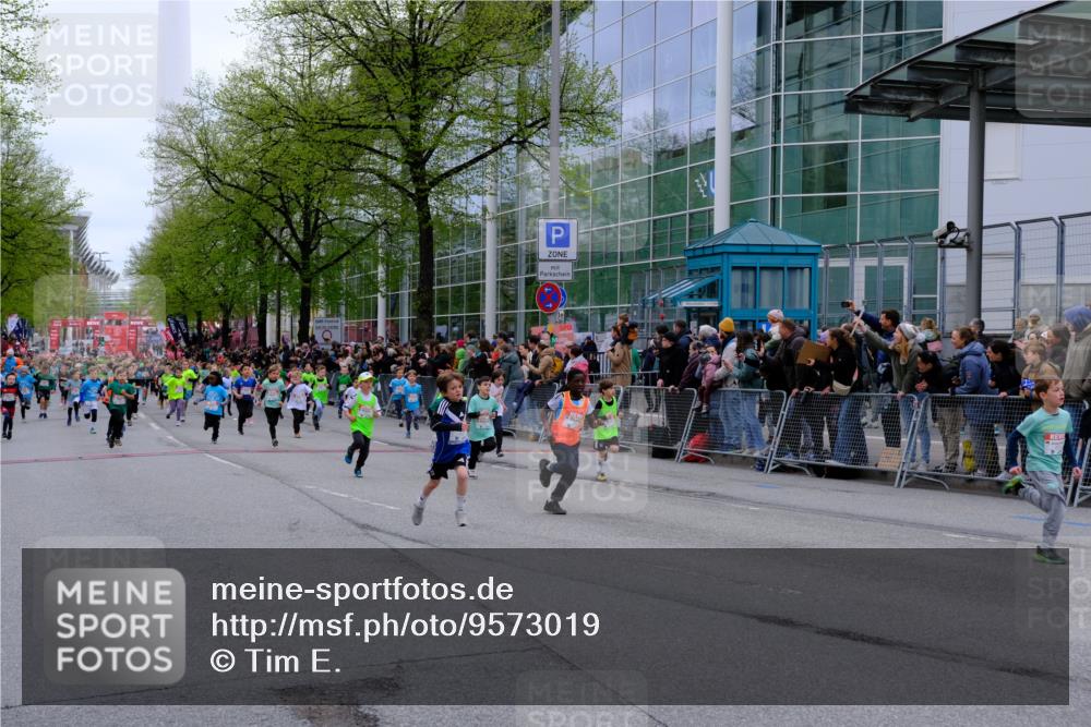 25.04.2026 - Das Zehntel Tim E. http://msf.ph/oto/9573019 25.04.2026 10:35:13 Ziel  meine-sportfotos.de