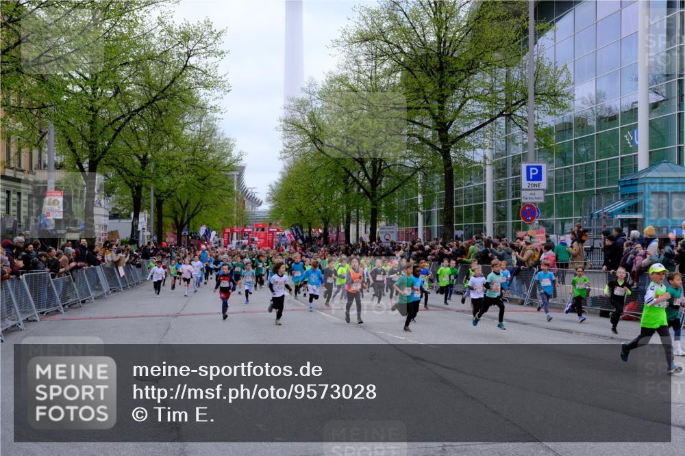 25.04.2026 - Das Zehntel Tim E. http://msf.ph/oto/9573028 25.04.2026 10:35:15 Ziel  meine-sportfotos.de