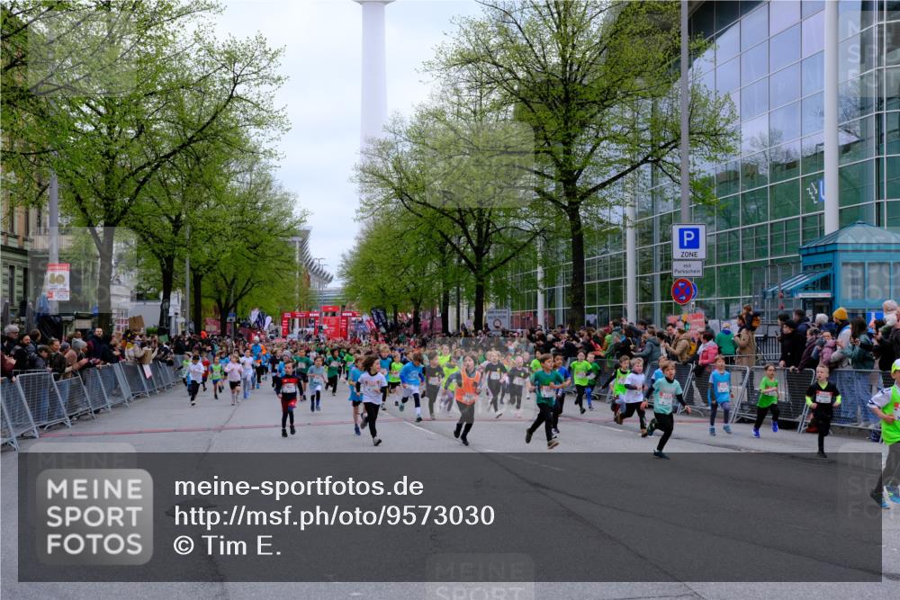 25.04.2026 - Das Zehntel Tim E. http://msf.ph/oto/9573030 25.04.2026 10:35:16 Ziel  meine-sportfotos.de