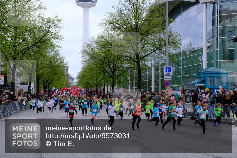 25.04.2026 - Das Zehntel Tim E. http://msf.ph/oto/9573031 25.04.2026 10:35:17 Ziel  meine-sportfotos.de